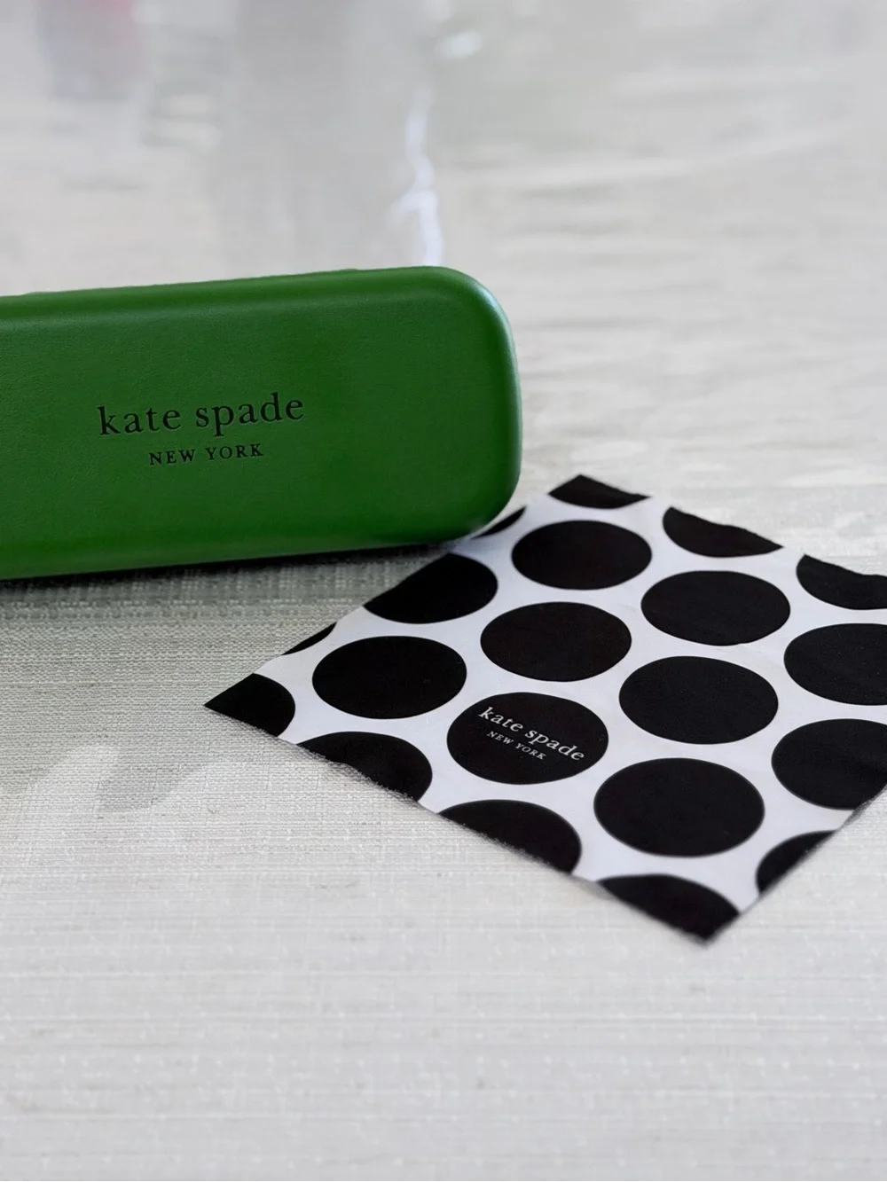 kate spade Green and Black Eyeglass Case with polka dot cloth - Picture 2 of 8